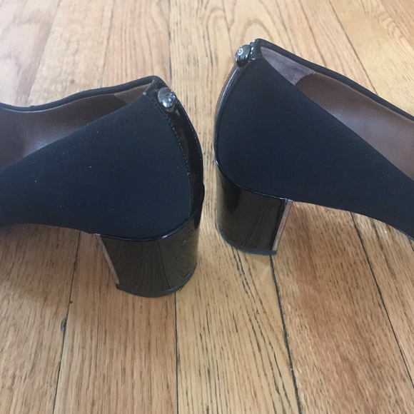 Donald J Pliner Corin Block Heel Pumps 9 - Picture 5 of 8